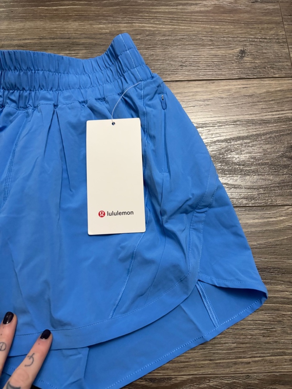 NWT Lululemon Track That High-Rise Lined Short *5" (Pool Party) Size 4 - Picture 3 of 9